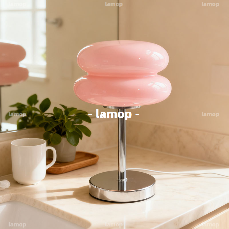 Cream Retro Bedside Table Lamp - Decor Lighting Table Lamps recension och pris